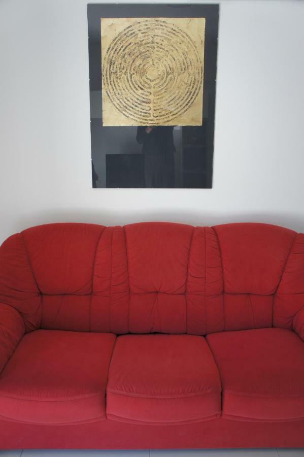 Apartment White *
